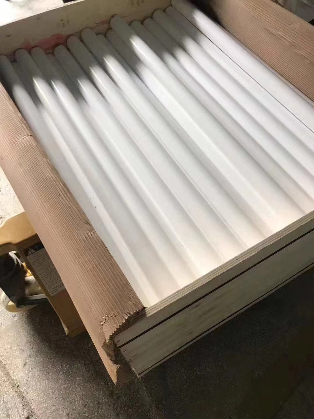 Fornecedor e fabricante de haste de PTFE branco - Grupo Paidu